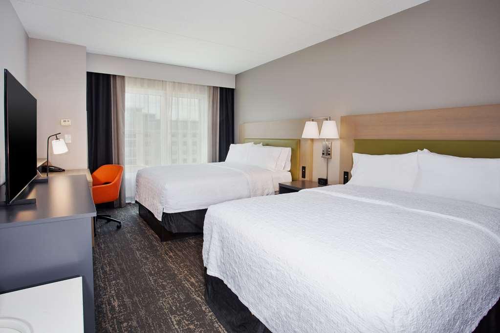 Hampton Inn And Suites Newark Airport Elizabeth Phòng bức ảnh
